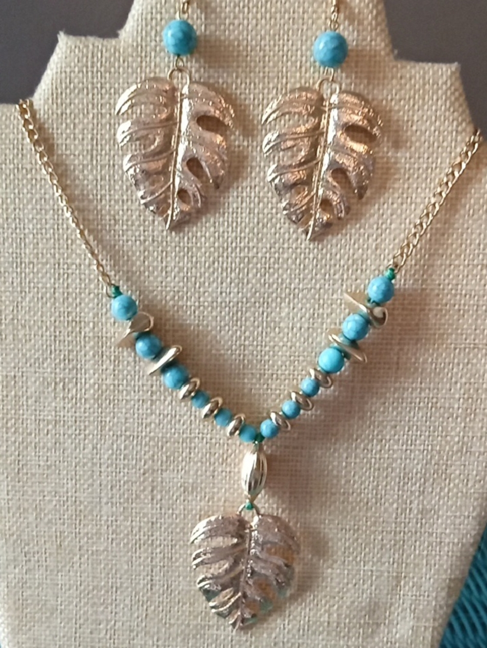 Southwest Turquoise Leaf Jewelry Set